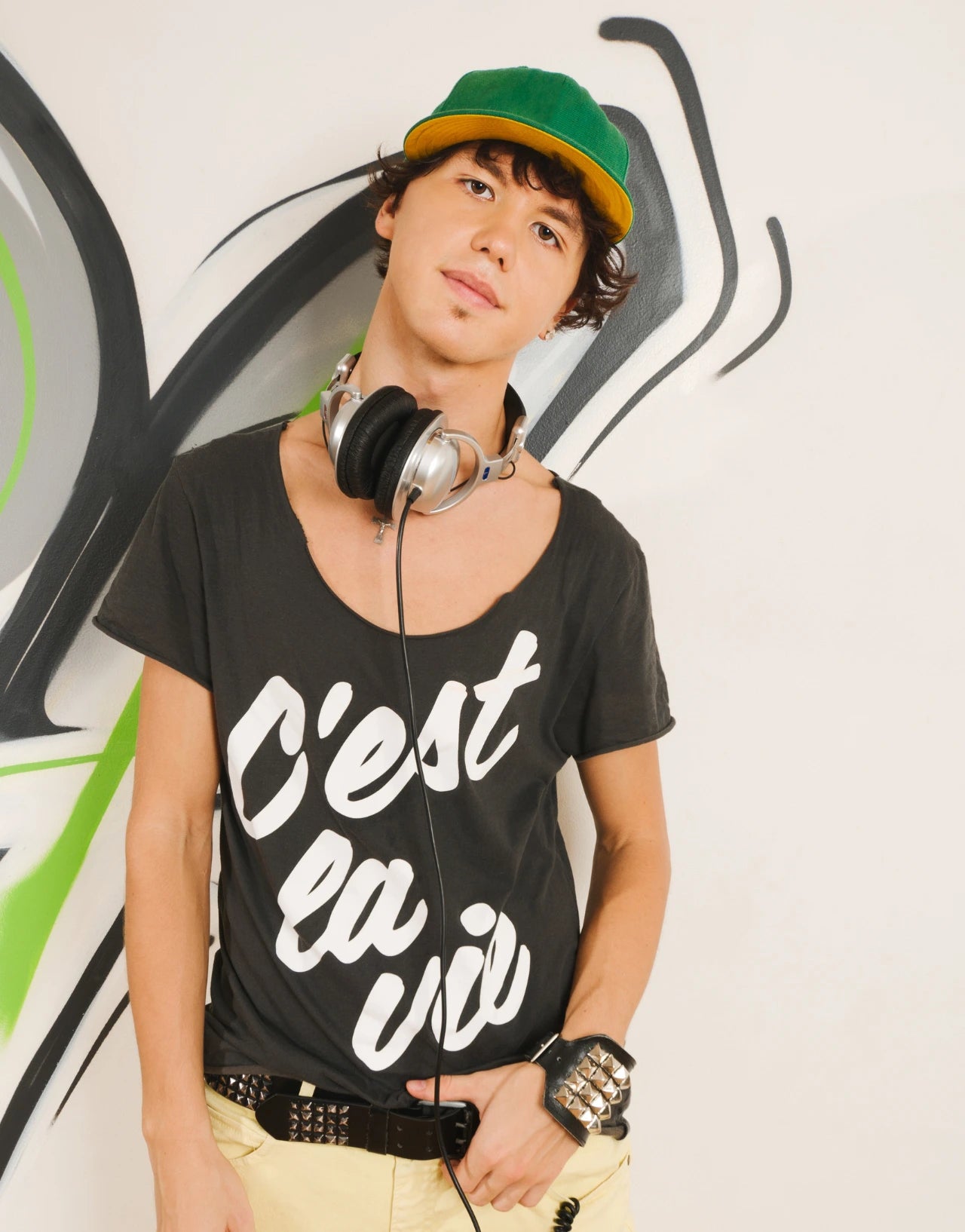 Male model wearing DTF printing on T-shirt – high queality, durable, full-body designs - TxTPrint Texas